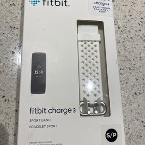 MWT Fitbit Charge 3/4 white sport band